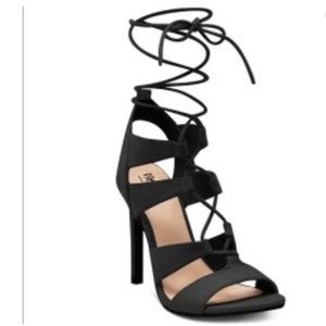 Mossimo black lace up heels